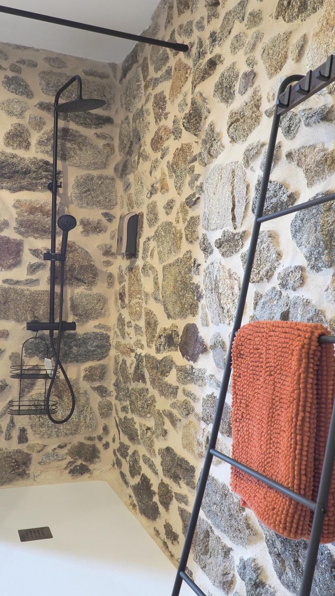 Apartamentos Muralla Sacra Sober Екстериор снимка