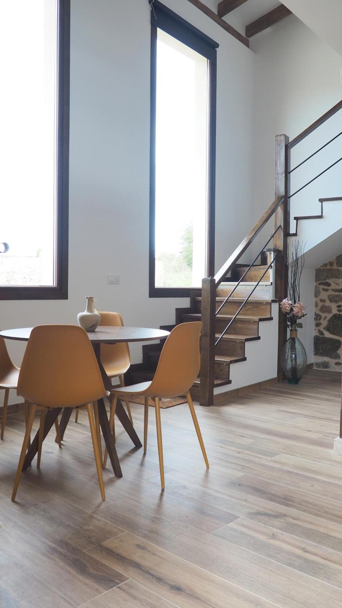 Apartamentos Muralla Sacra Sober Екстериор снимка