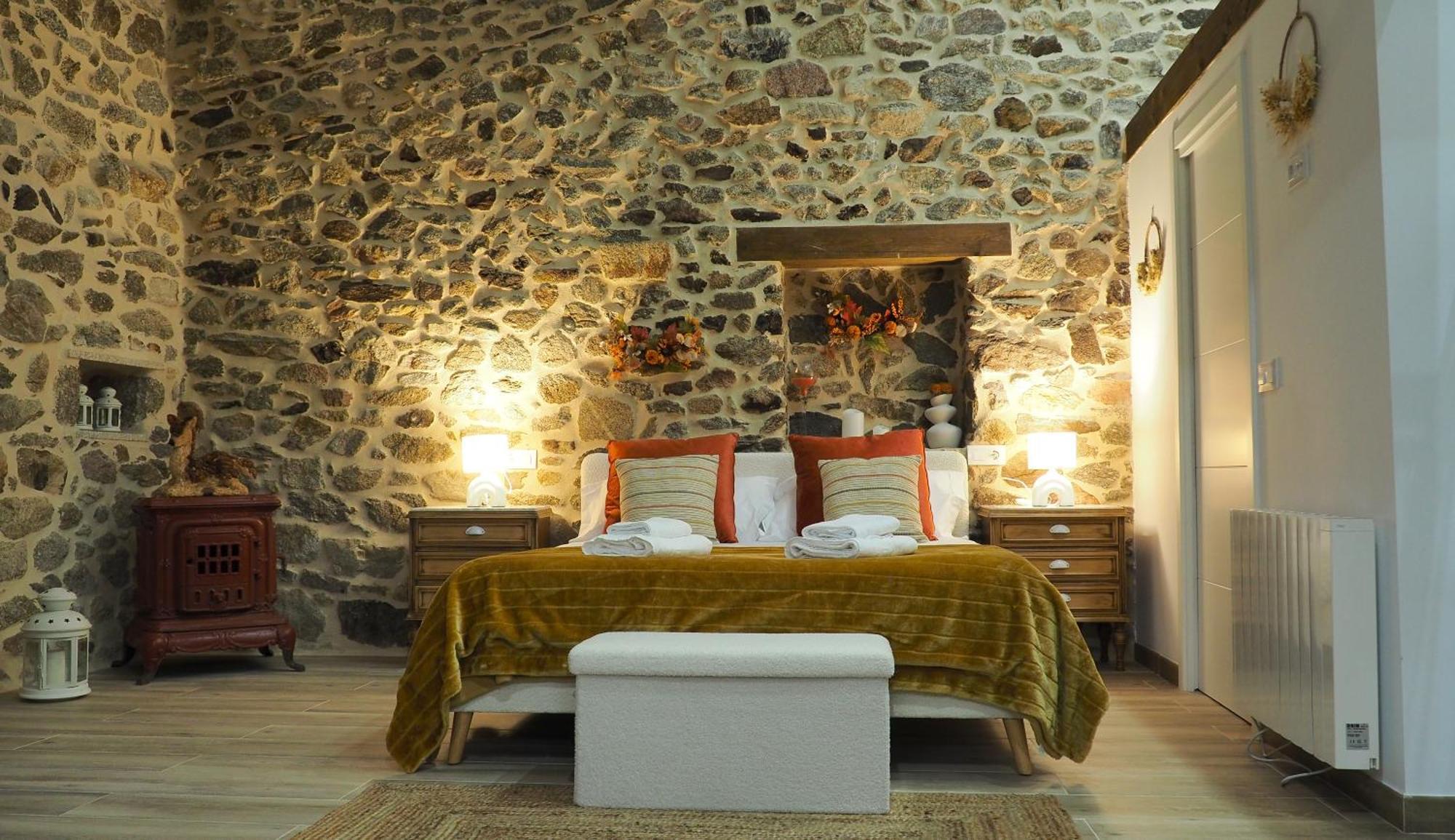 Apartamentos Muralla Sacra Sober Екстериор снимка