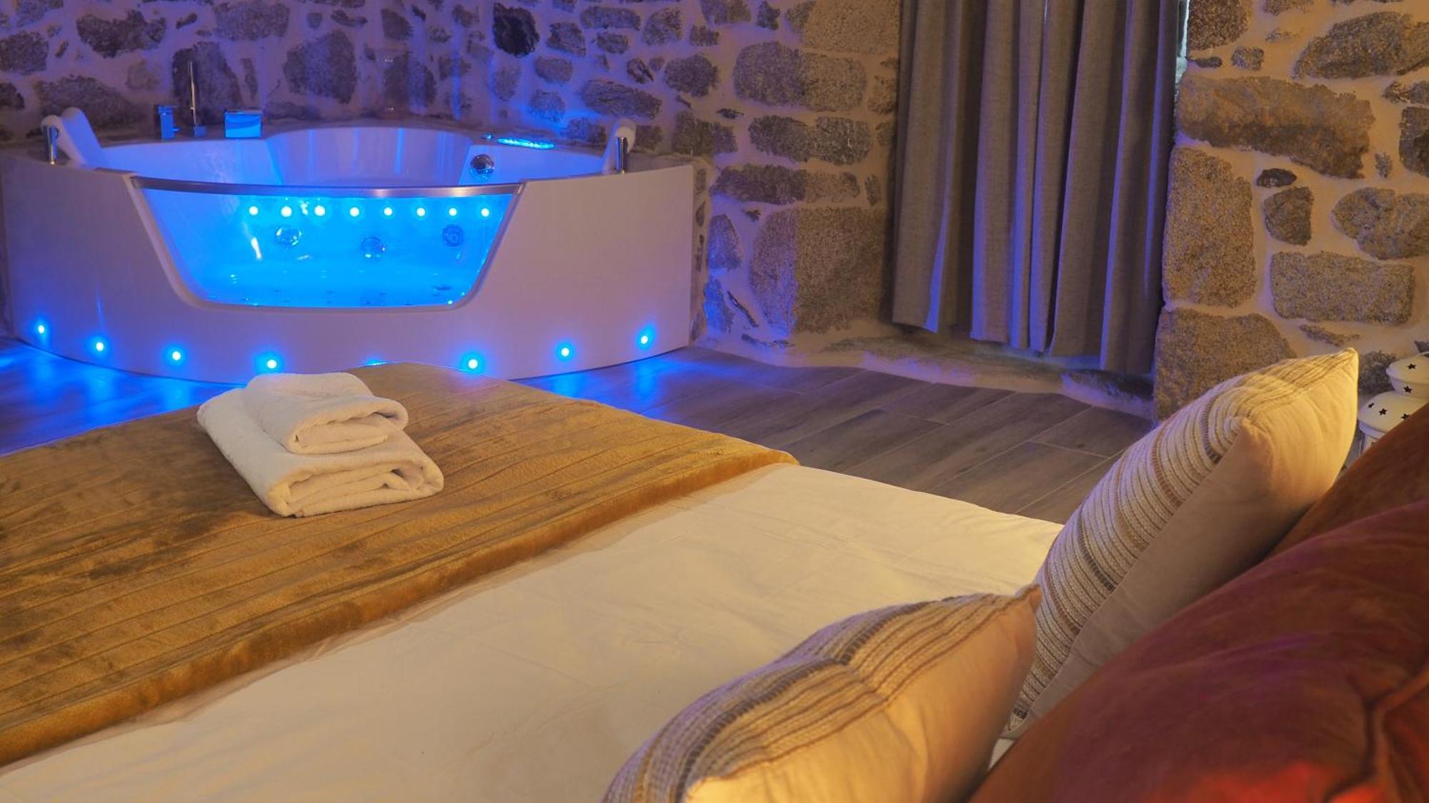 Apartamentos Muralla Sacra Sober Екстериор снимка