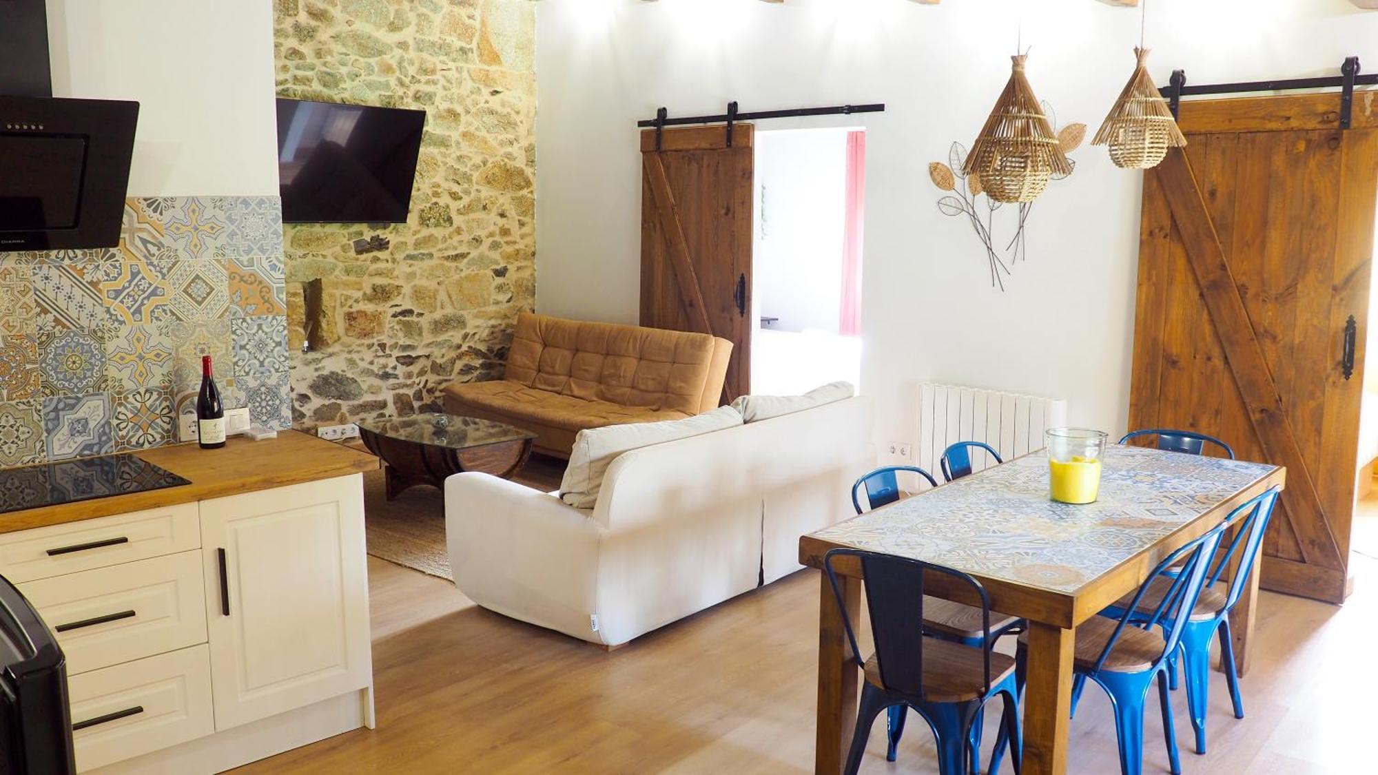 Apartamentos Muralla Sacra Sober Екстериор снимка
