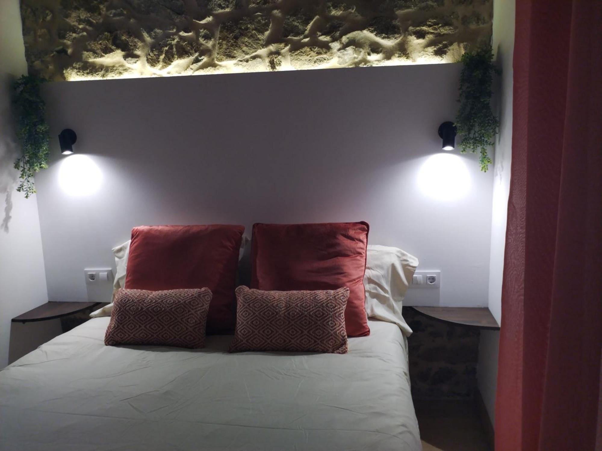 Apartamentos Muralla Sacra Sober Екстериор снимка